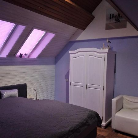 Ferienwohnung "Kunterbunt" Mit Burgblick Und Dachterrasse Monschau Kültér fotó