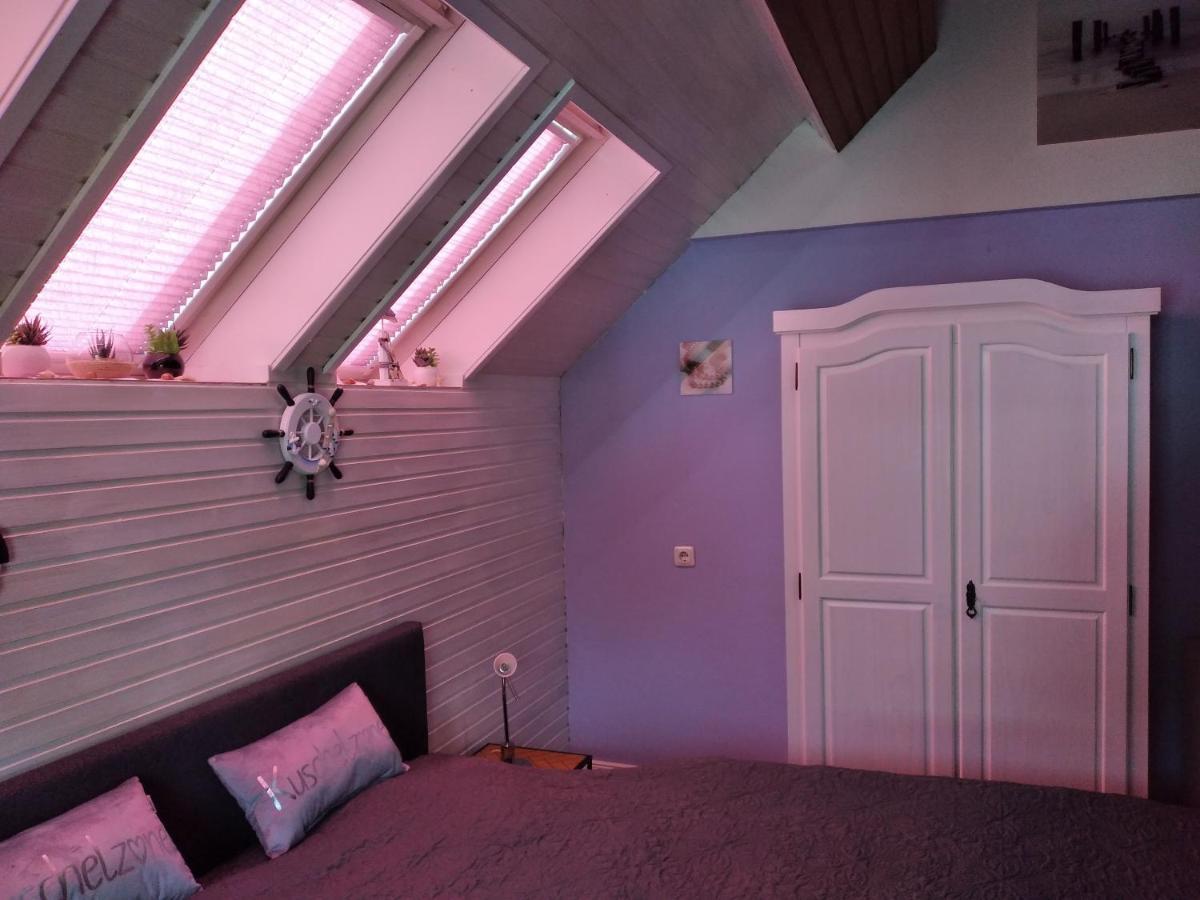 Ferienwohnung "Kunterbunt" Mit Burgblick Und Dachterrasse Monschau Kültér fotó